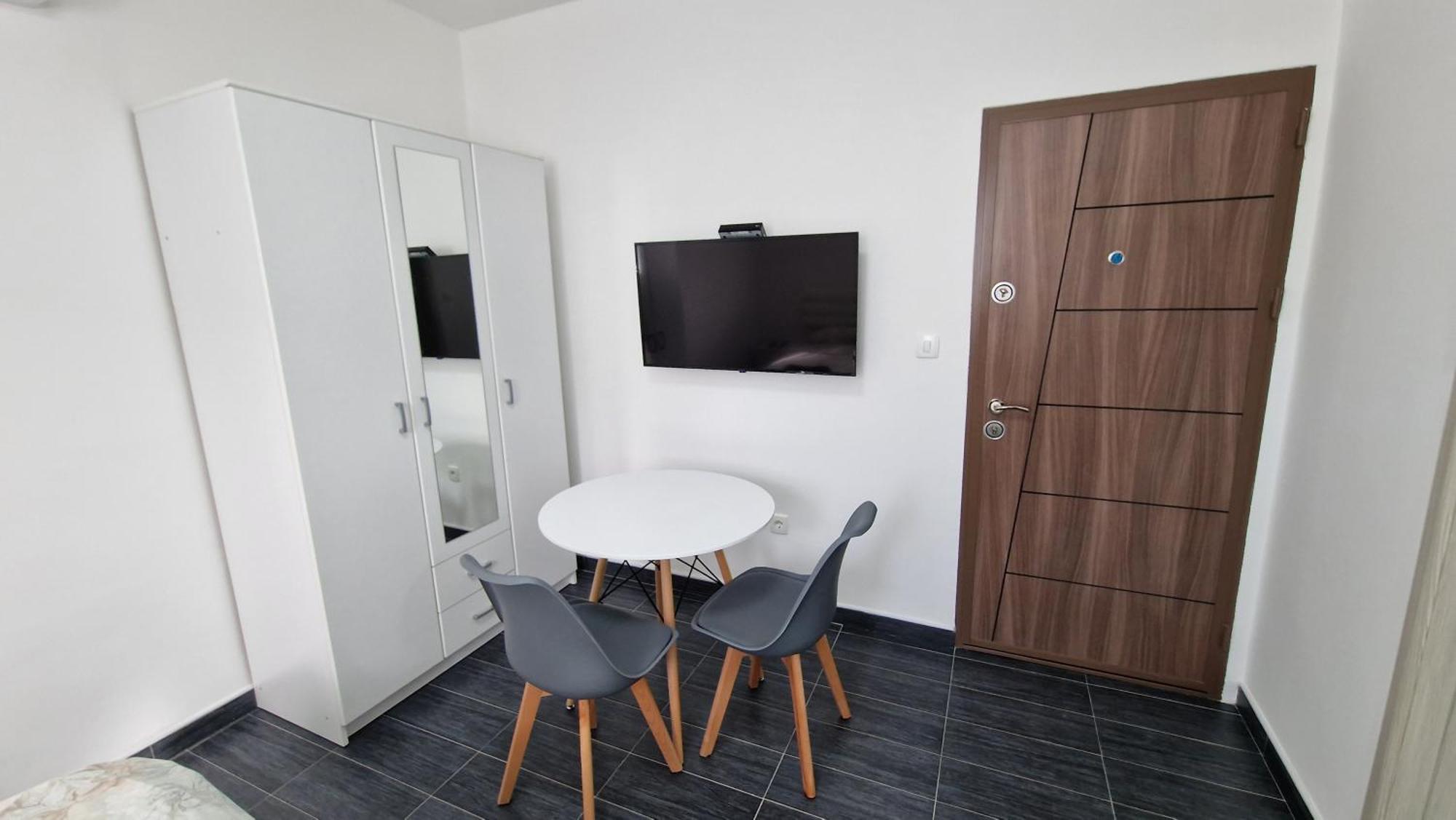 Apartman Tolosi Podgorica Exterior foto